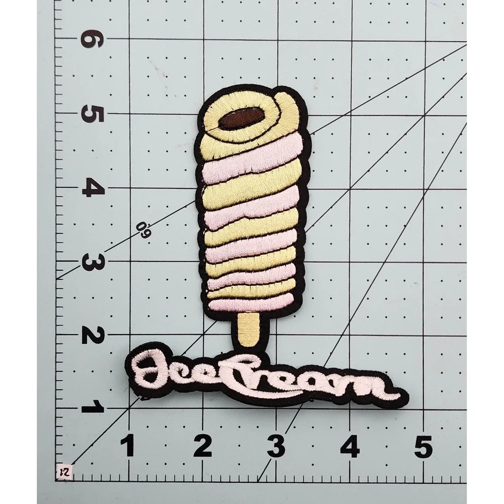 ICE CREAM EMBROIDERED PATCH‎